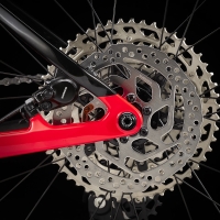 Trek Procaliber 9.5 Radioactive Red Black